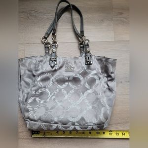 AUTHENTIC COACH PURSE - SILVER